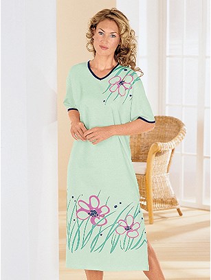 Floral Print Nightgown product image (077557.MTPR.1.11_WithBackground)