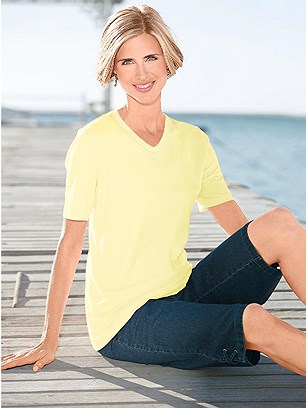 Classic V-Neck Top product image (248687.VA.2.4_WithBackground)