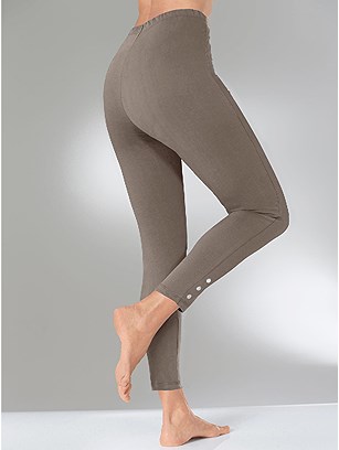 Stretchy Cropped Leggings product image (297005.TP.1.10_WithBackground)