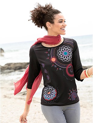Mix Print 3/4 Length Sleeve Top product image (359857.BKPA.2.1_WithBackground)