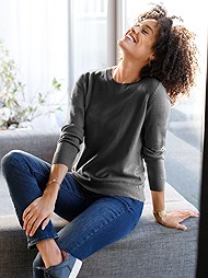 Stylish, quality sweaters for women online | creation L