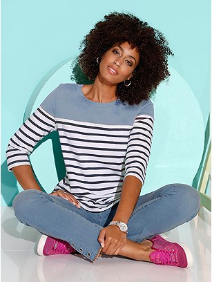 Striped 3/4 Sleeve Top product image (437742.LBWH.1.1_WithBackground)