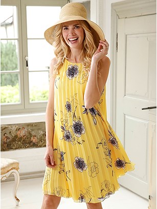 Pleated Floral Dress product image (439715.LEMU.4.1_P)