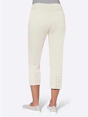 Eyelet Detail Capri Pants product image (545098.WH.3.760_WithBackground)
