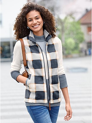Fleece Vest product image (562418.SMMO.1.1_WithBackground)