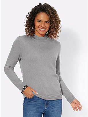 sweater product image (565273.GYMO.1.20_WithBackground)