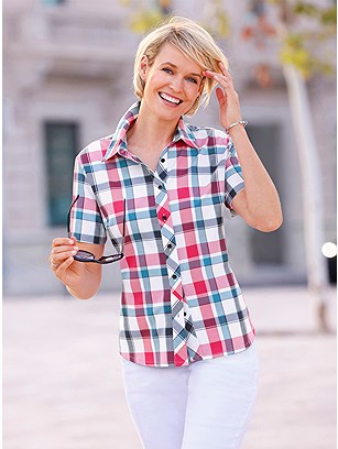 Checkered Short Sleeve Blouse product image (577547.NVCK.1.1_WithBackground)