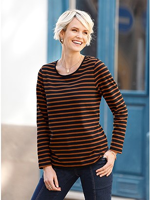 Striped top product image (579583.CGST.1.23_WithBackground)