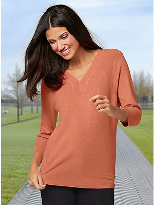 sweater product image (579729.OR.1SS)