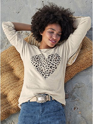 Leopard Heart Sweater product image (587739.SAMO.1S)