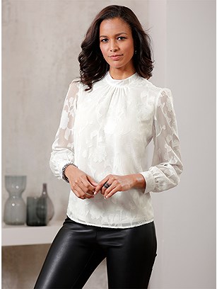 Blouse product image (599337.EC.1.1_WithBackground)