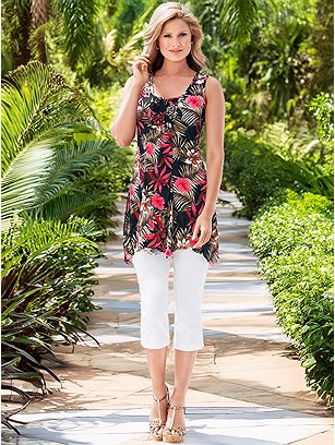 Elastic Waistband Zip Detail Capri Pants product image (B61028.WH.66S)
