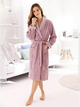Detailed Terrycloth Robe product image (F30033.HYDR.J)